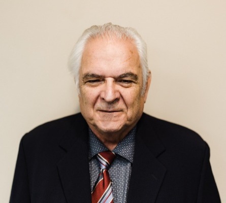 Headshot of Councillor-at-Large Peter Franzen